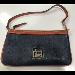 Dooney & Bourke wristlet